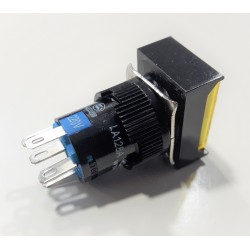 PULSADOR CON ENCLAVAMIENTO - 1NA + 1NC - AMARILLO 230V