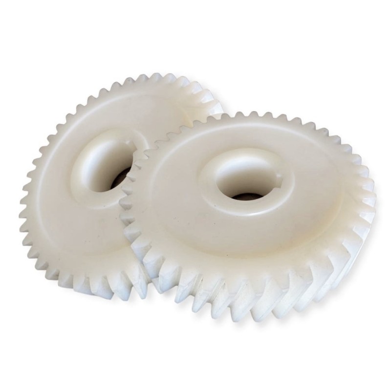 PIÑON REFINADORA PANAVI 40 DIENTES HELICOIDAL CILINDRO PANAVI