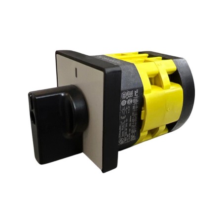 INTERRUPTOR GIOVENZANA TRIPOLAR 32A  64x64mm
