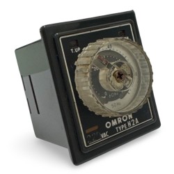 OMRON TYPE H2A TEMPORIZADOR 230Vac